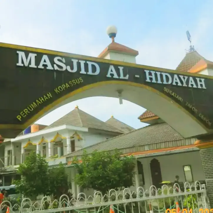 pemasangan cctv di masjid al hidayah kompleks pensiunan paspampres Tapos, Depok